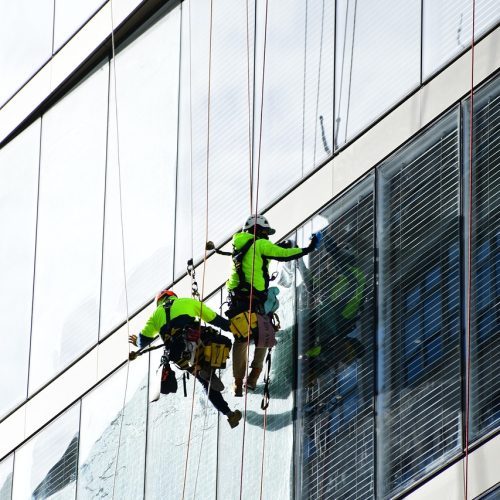 g269417e28256ee94411866dcd35ba0f4e74799f587d08ef81e5197830e8fbe51030b6ea51f5f0d2ac2679b9fa632ff89f316980eaf21aa15cd43766a249c6a07_1280-4306918 window cleaner, high rise building cleaner, building glass maintenance, window cleaner, window cleaner, window cleaner, window cleaner, window cleaner